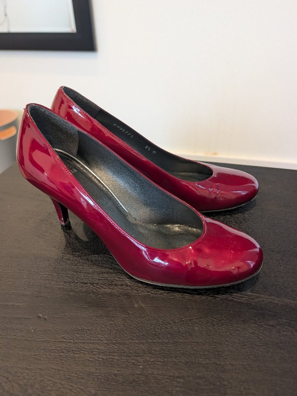 Stuart Weitzman Dark Red Burgundy Patent Leather Round Toe Pump